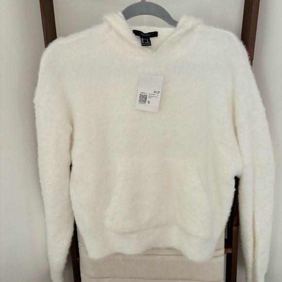 NWT fluffy hooded sweatshirt - Picture 1 of 4